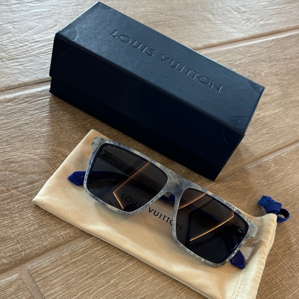 Louis Vuitton Black and Gray Sunglasses